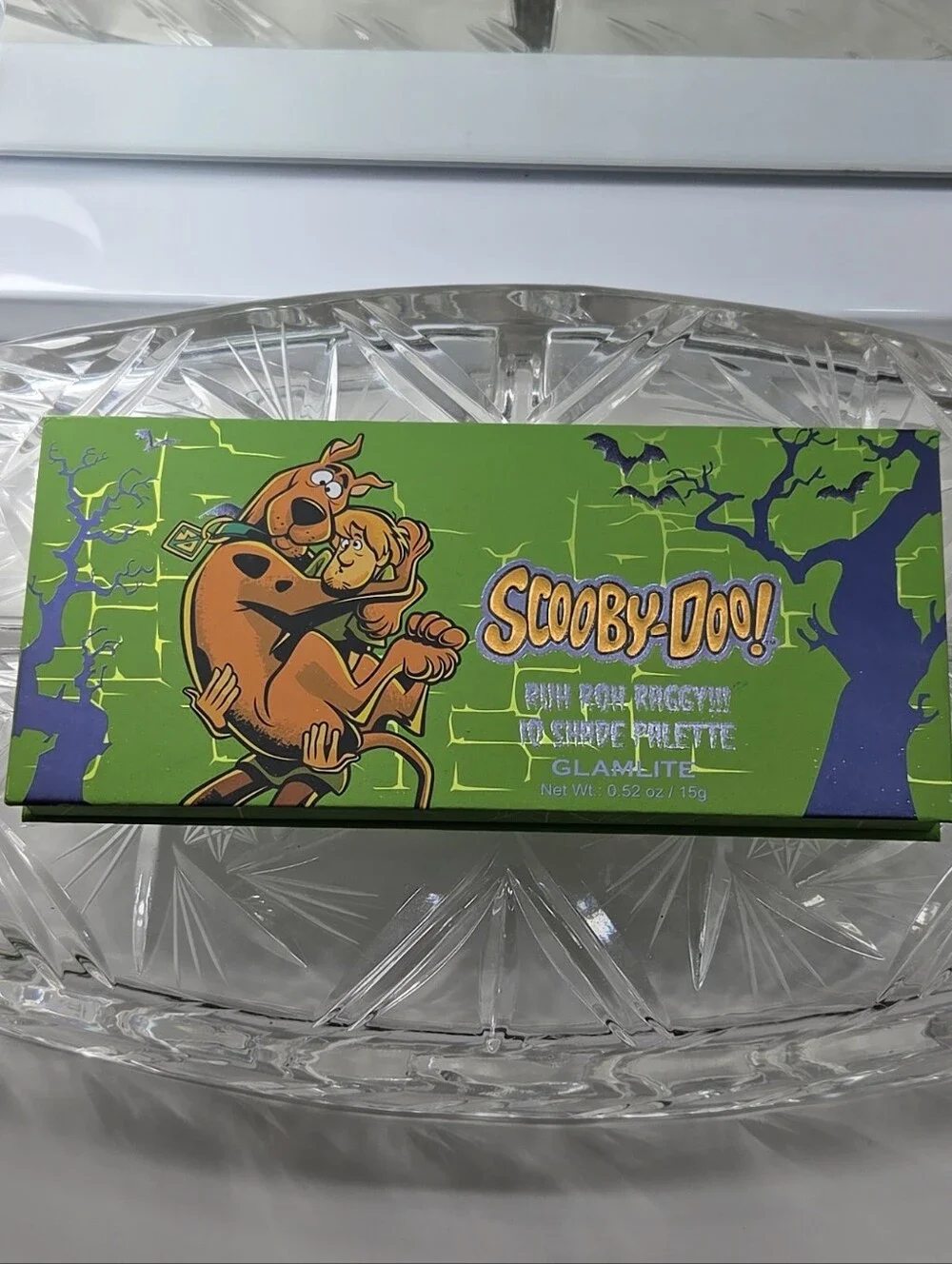 GLAMLITE X SCOOBY-DOO RUH-ROH RAGGY! EYESHADOW PALETTE